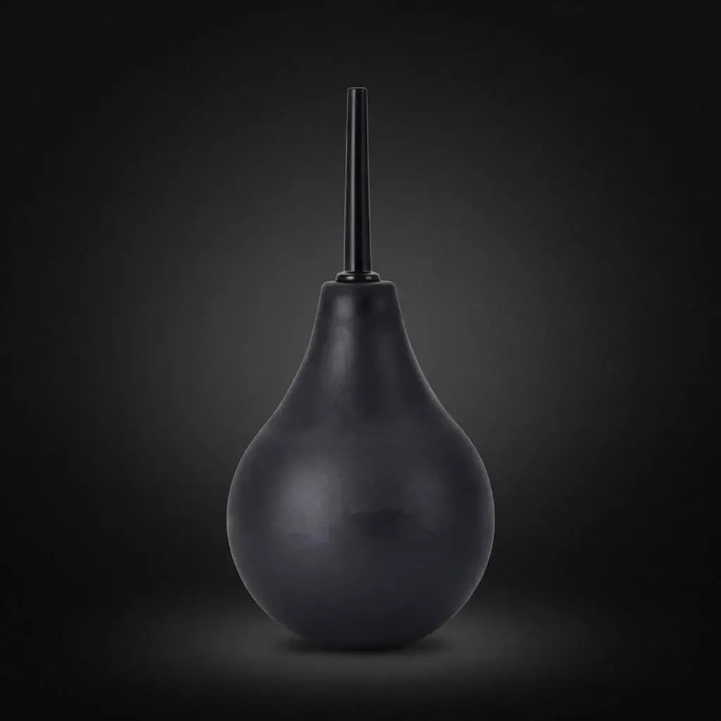 Kit limpiador colónico con jeringa rectal reutilizable para higiene íntima. Diseño práctico, resistente y fácil de usar.