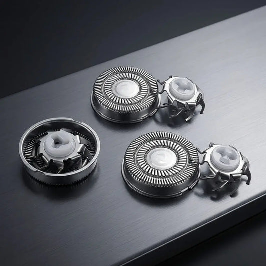 Cuchillas de repuesto para cabezal de afeitadora eléctrica con diámetro de 2 cm. Reemplazo práctico para mantener un afeitado uniforme y preciso.