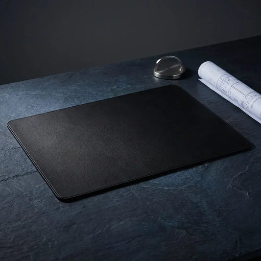 Mouse pad cuadrado antideslizante 20x24 cm con superficie lisa y resistente al agua, ideal para oficina, estudio y gaming.